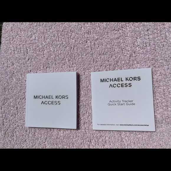 COPY - Michael Kors smart watch - Picture 7 of 12